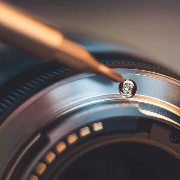 repair of camera lens - onsite lens repair service