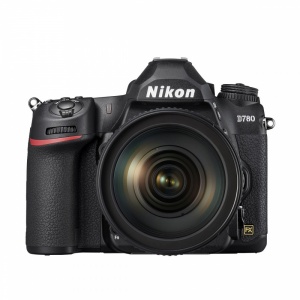 Nikon D780 + 24-120mm f4 G ED VR Kit