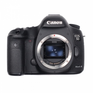 Used Canon 5D Mark III Body only