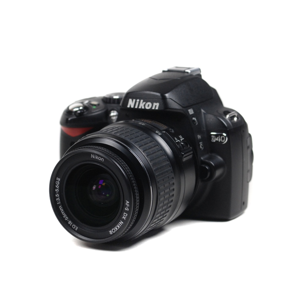 Used Nikon D40 + 18-55mm skearsphoto.com