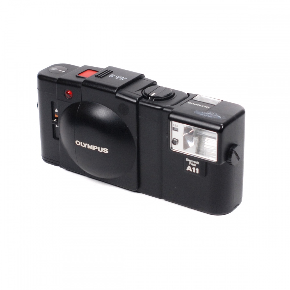 Used Olympus XA2 + A11 Flash